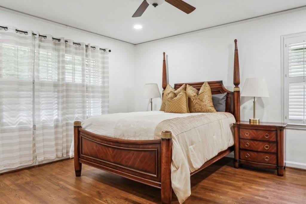 4379 Tree Haven Drive NE – photo 3