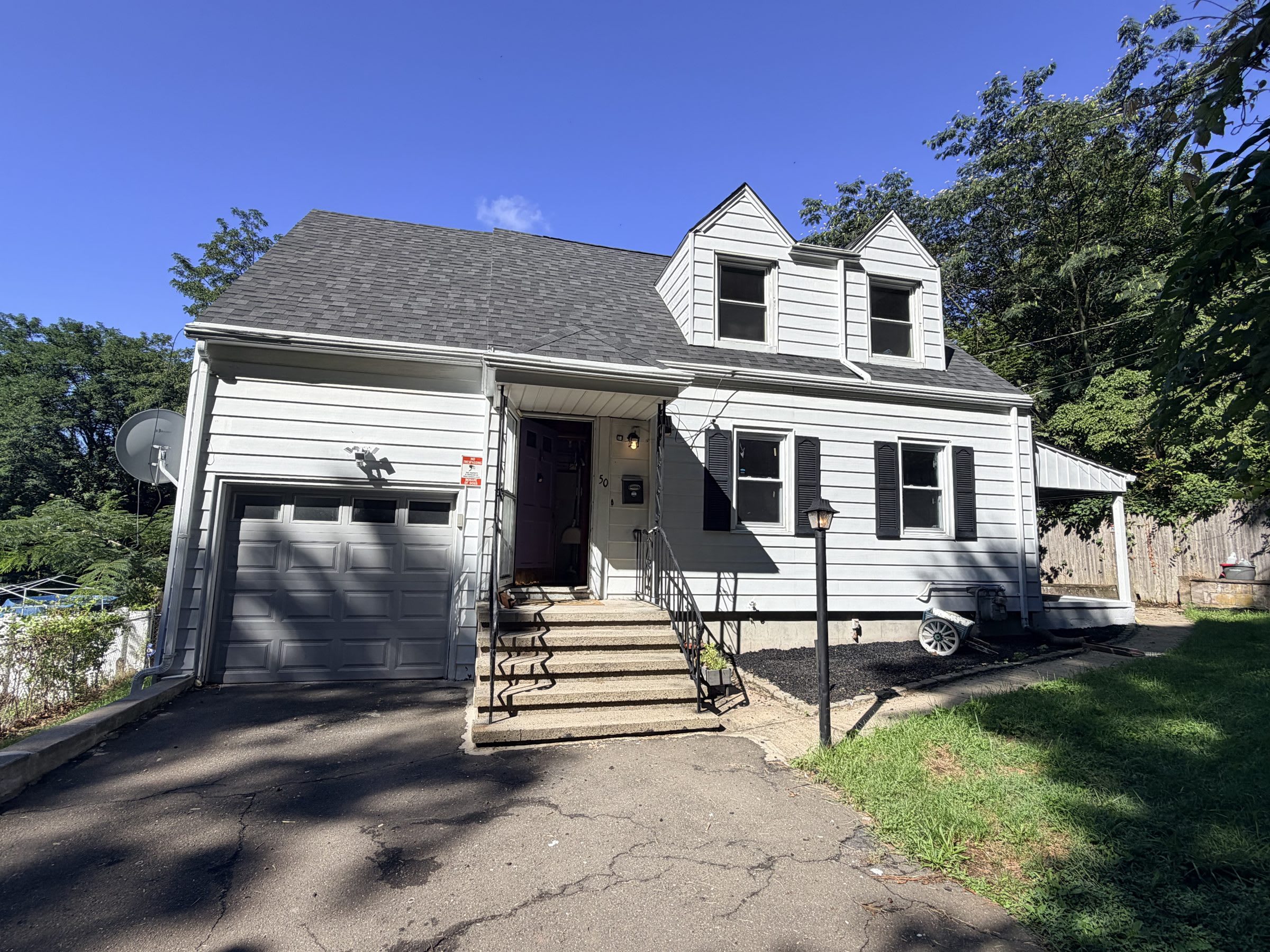 50 W Hills Rd – photo 1