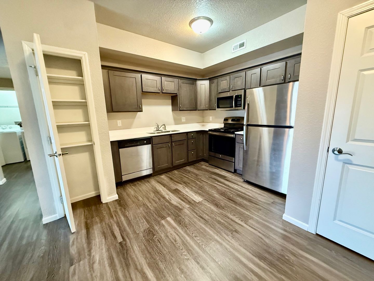 The Legacy Condos – photo 5