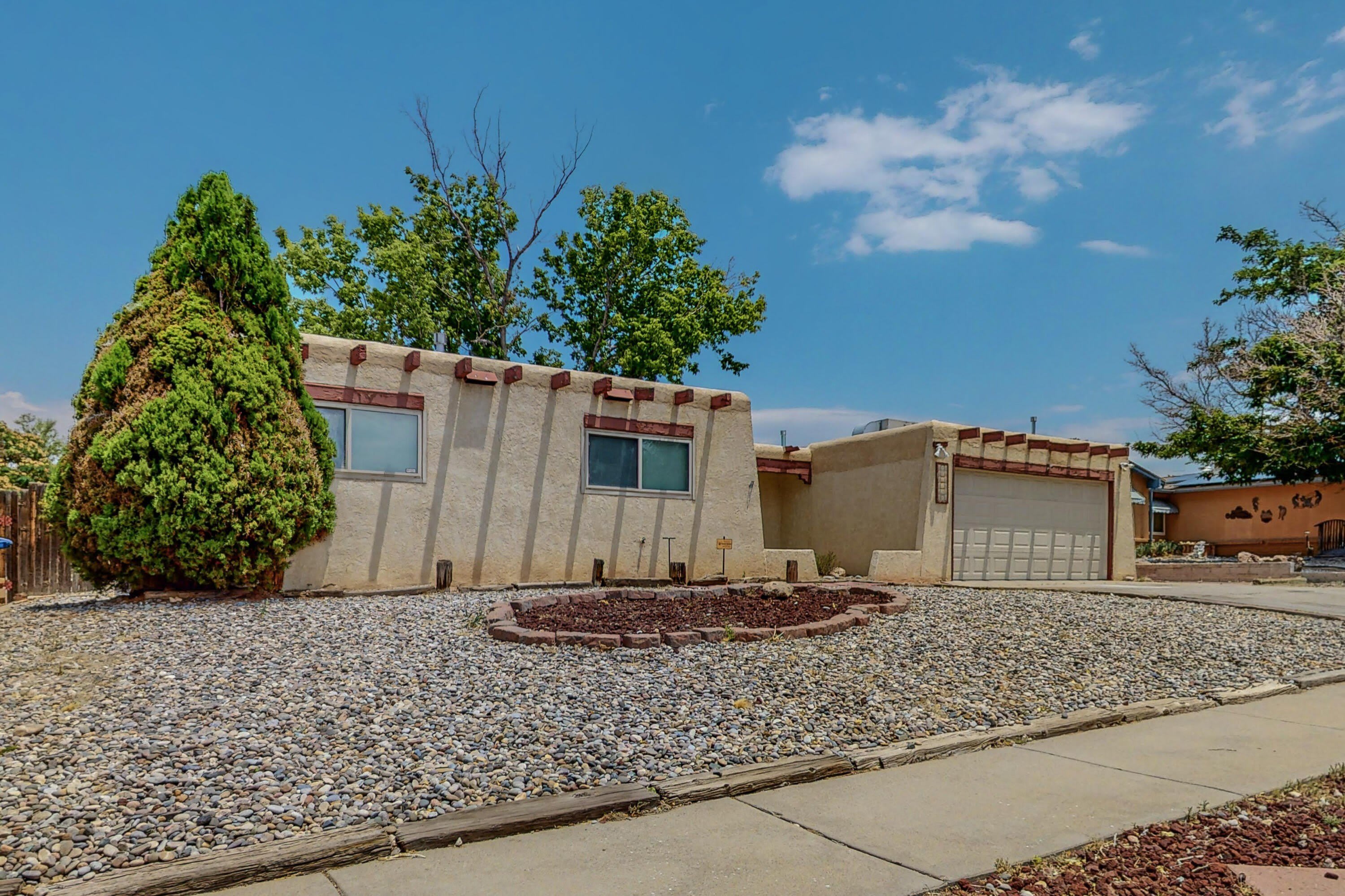 7309 Coulson Drive NE – photo 5