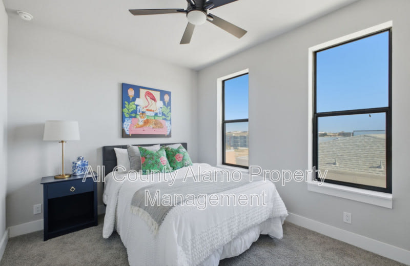 7930 Kennedy Hill – photo 5