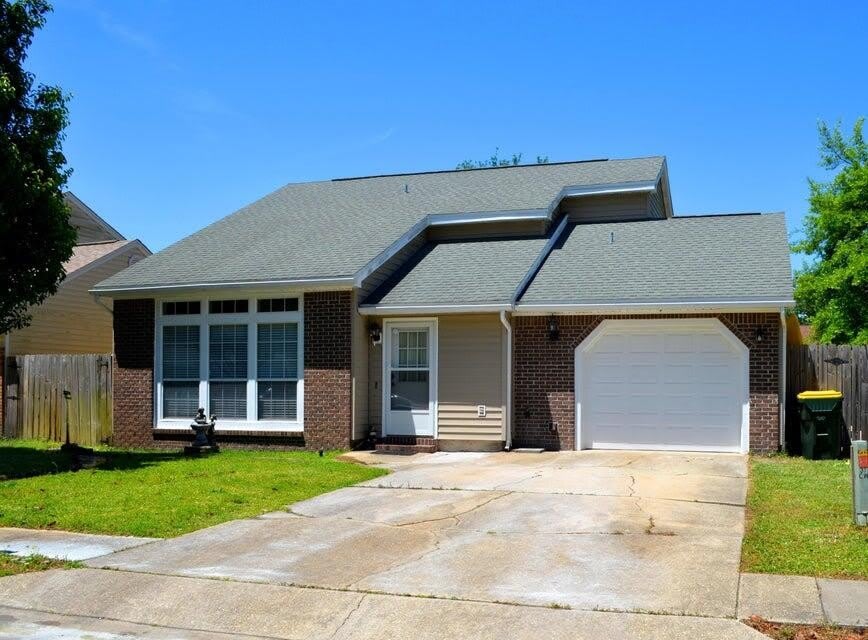 380 NW Canterbury Circle – photo 2