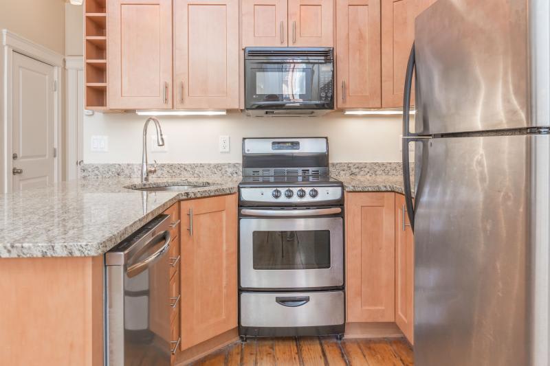 263 Newbury St. – photo 3