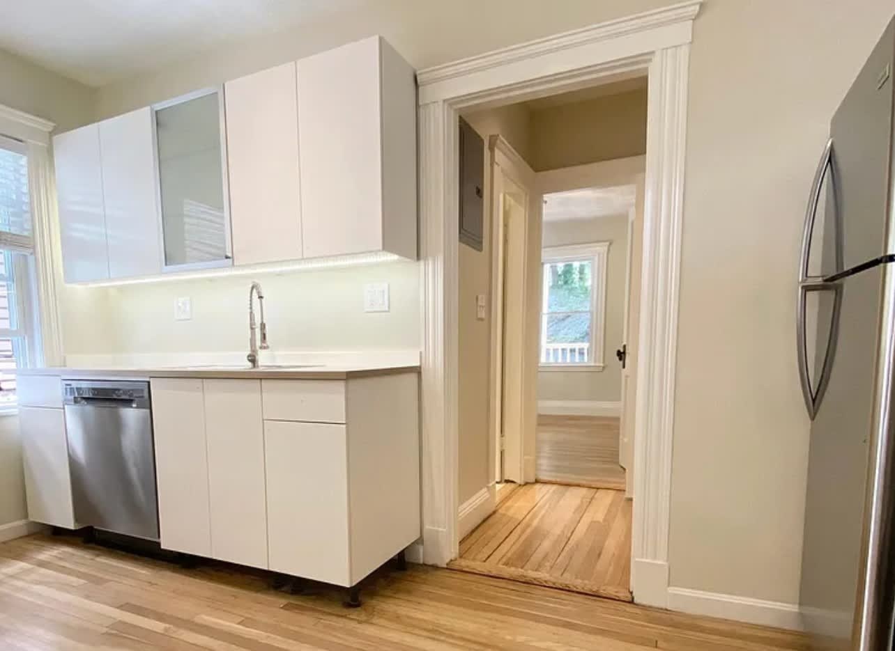 28 Beecher St – photo 2