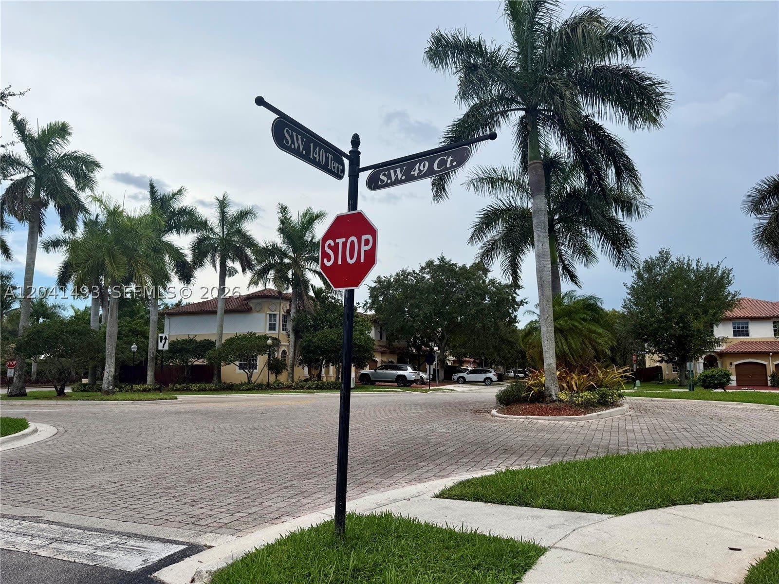 14051 SW 49th Ct – photo 3