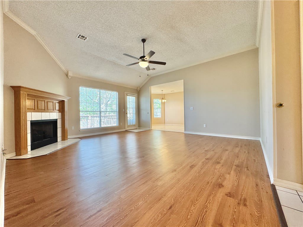 3050 Birch Place – photo 2