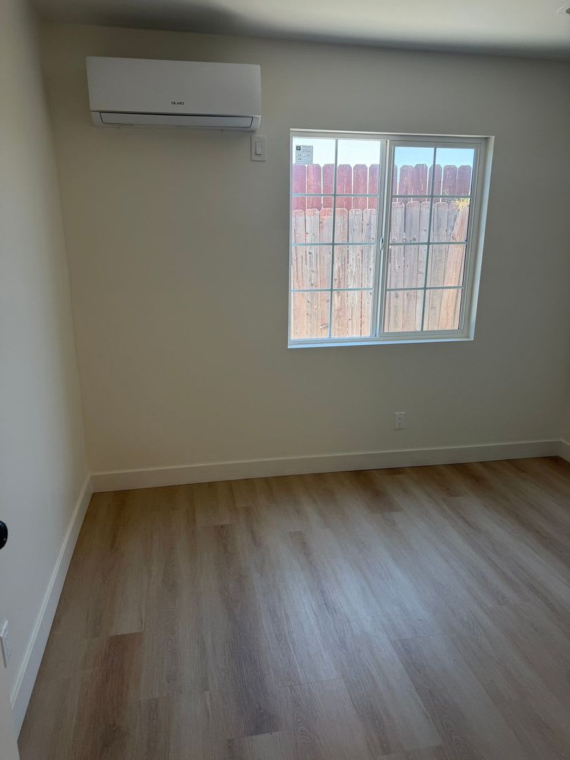 Newly Built 1 Bedroom Bungalow In El Monte – photo 2