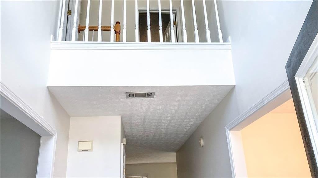 570 Sterling Pointe Court – photo 4