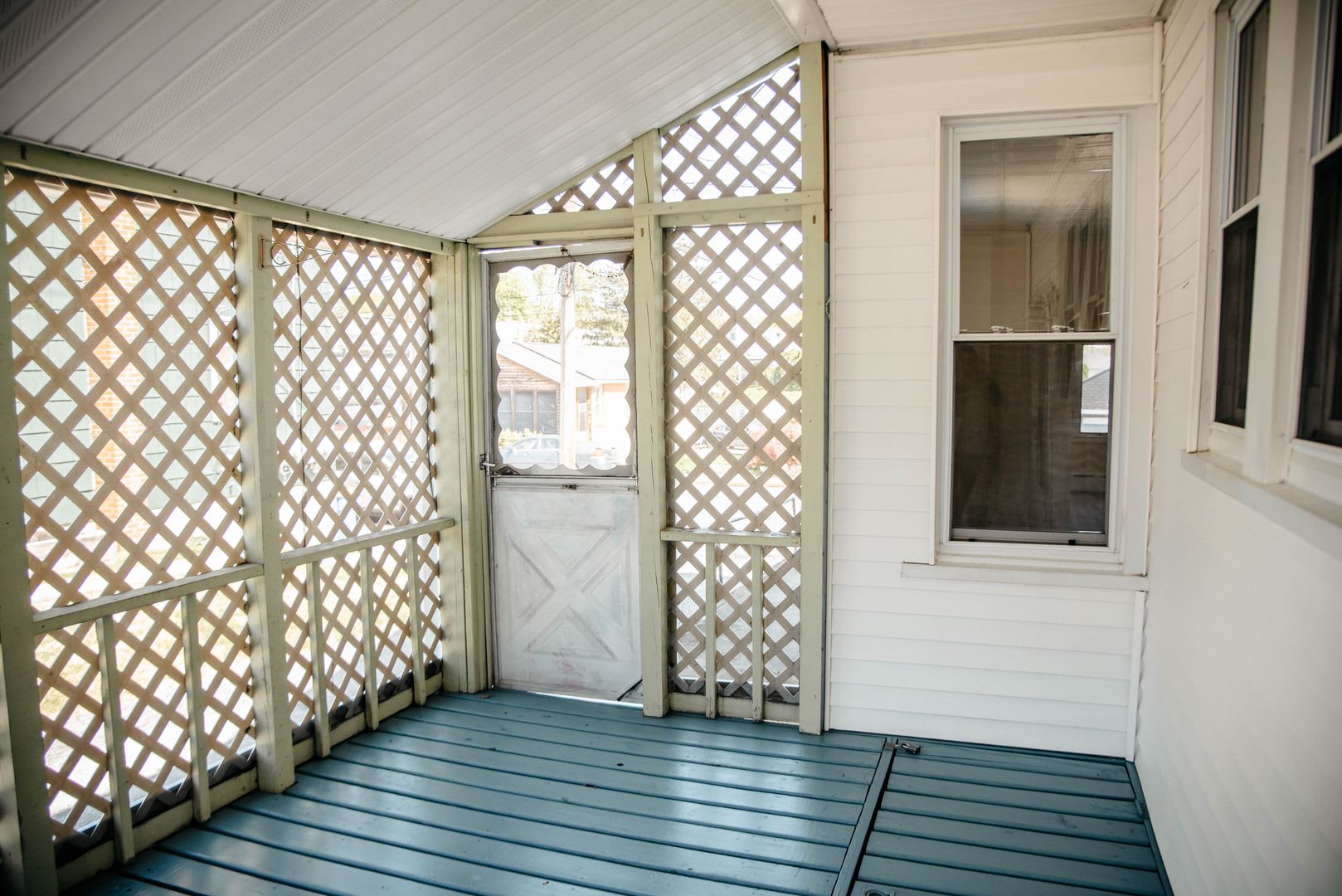 327 Spruce St – photo 3