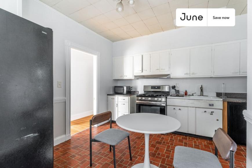 45 Montcalm St. – photo 1