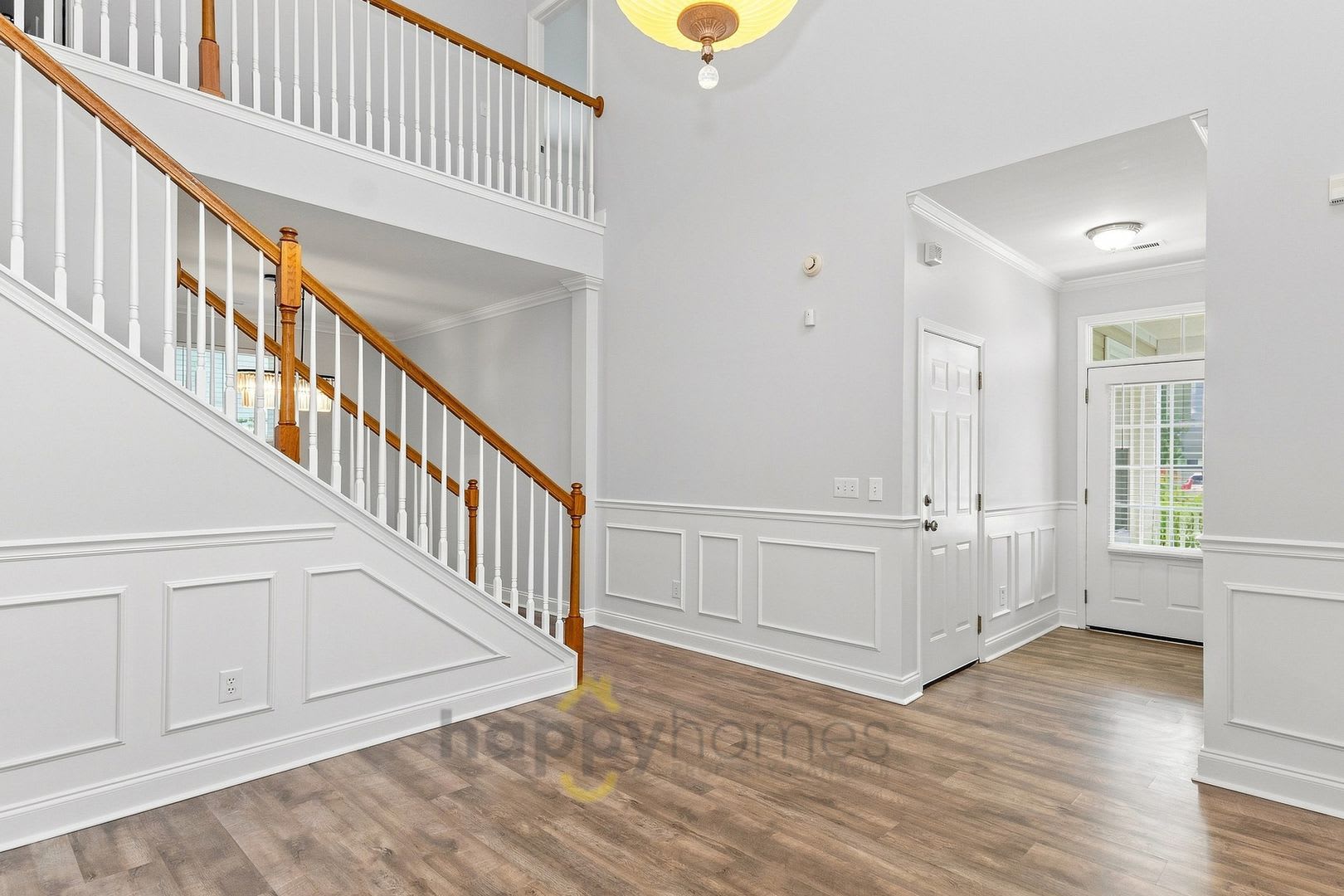 Spacious 4-Bedroom Home with Double Porches & Fenced Yard in Ladson – photo 2