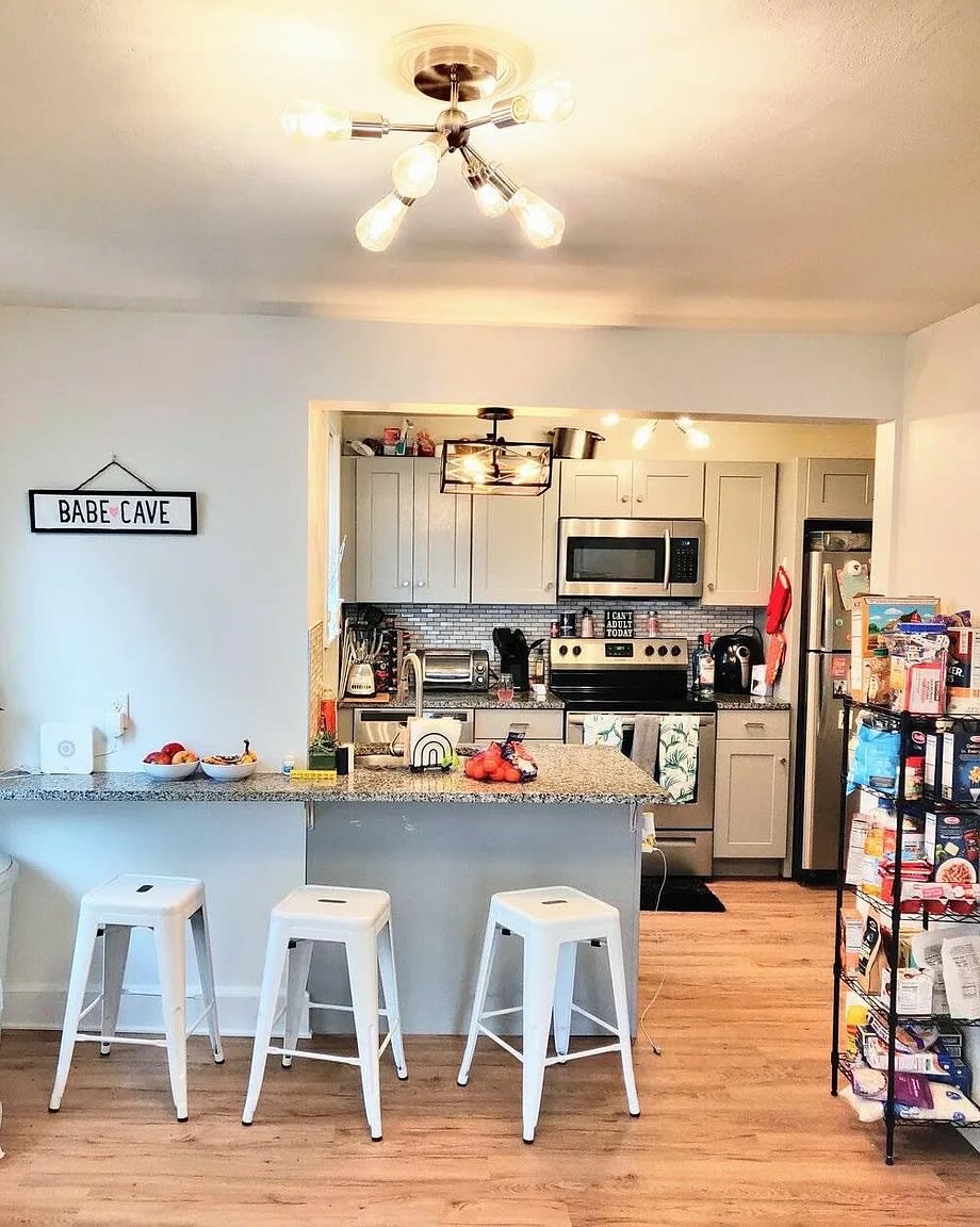 66 St John Ave – photo 3