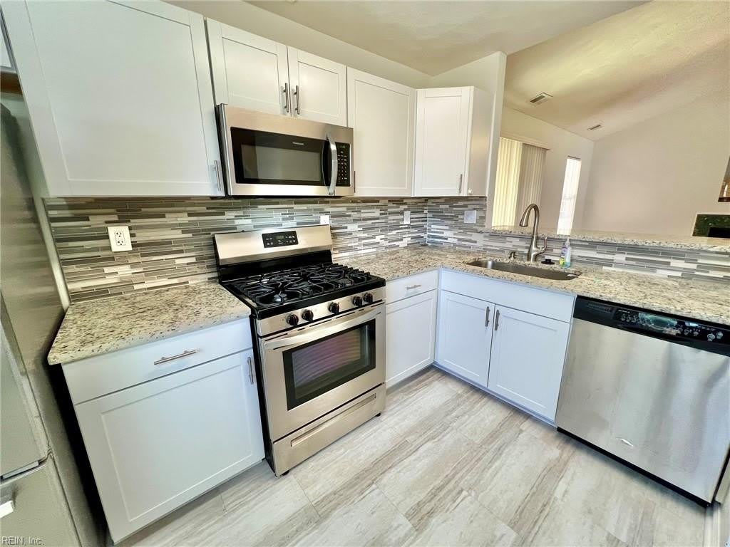 205 Dillwyn Drive – photo 1