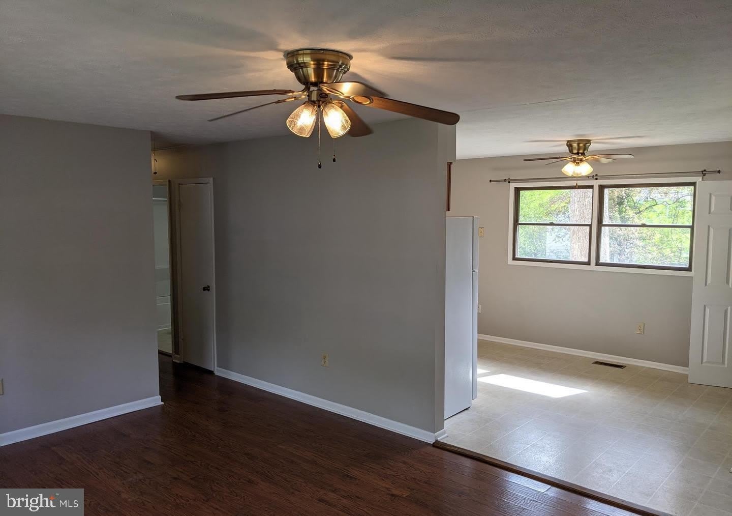 21585 AMERICA Street – photo 5
