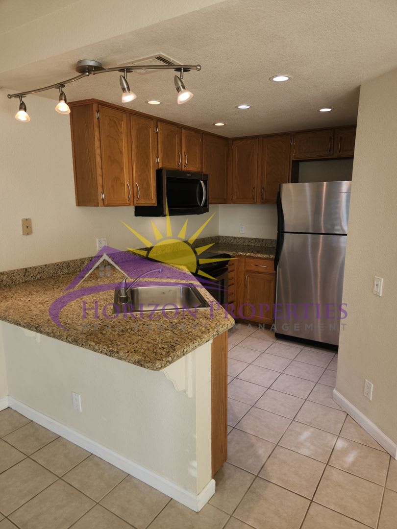 1 Bed 1 Bath with bonus loft 724 sq ft. Condo – photo 5