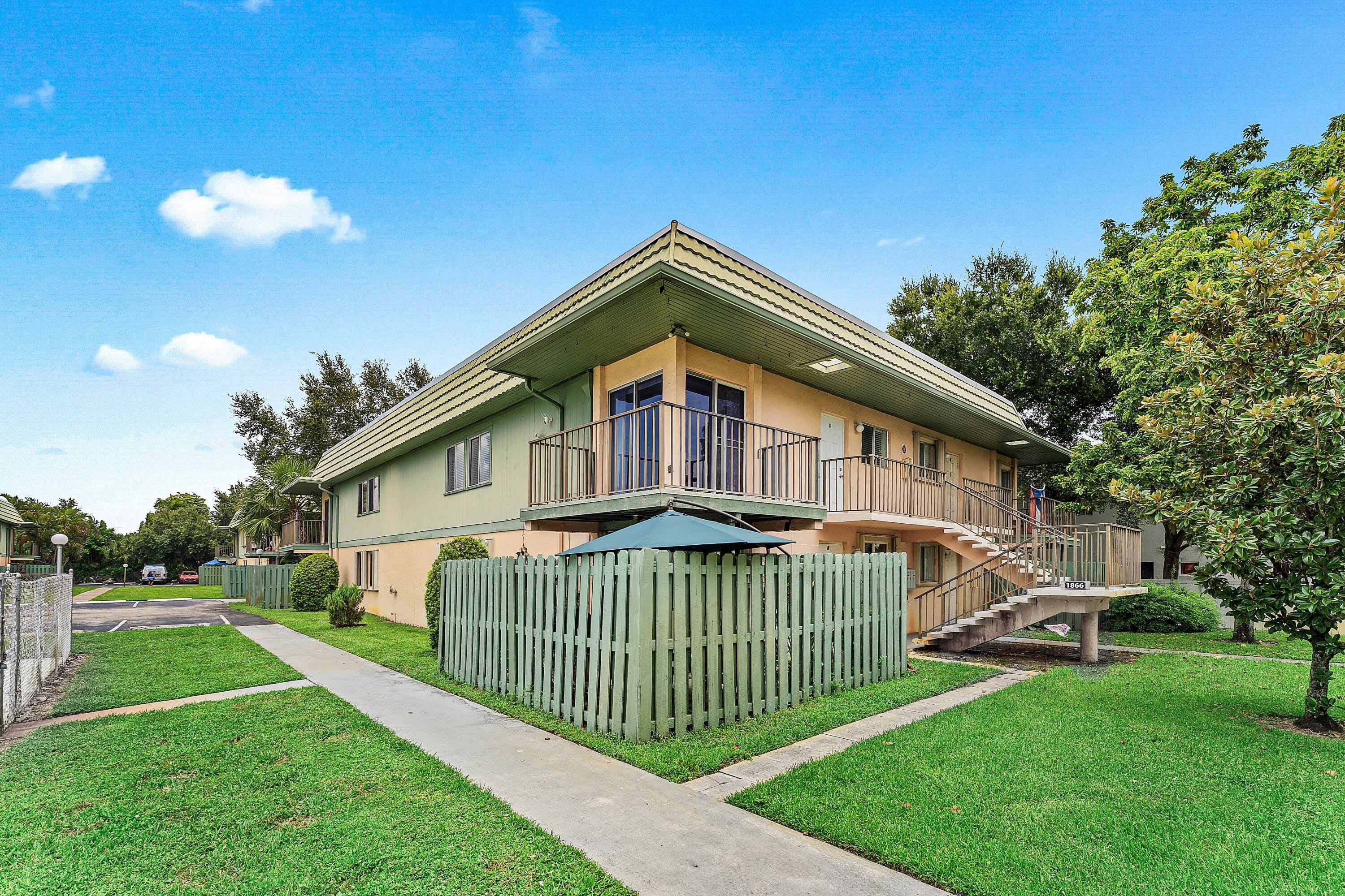 1866 Fairview Villas Drive – photo 2