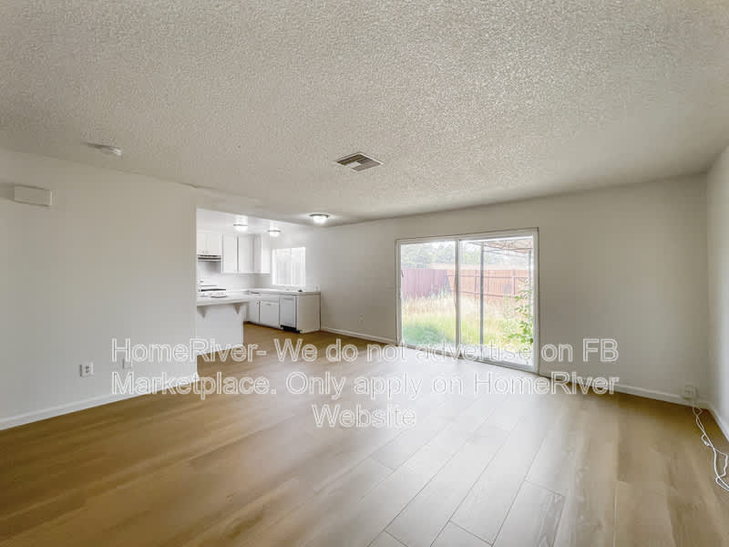 8244 Carnation Ct – photo 3