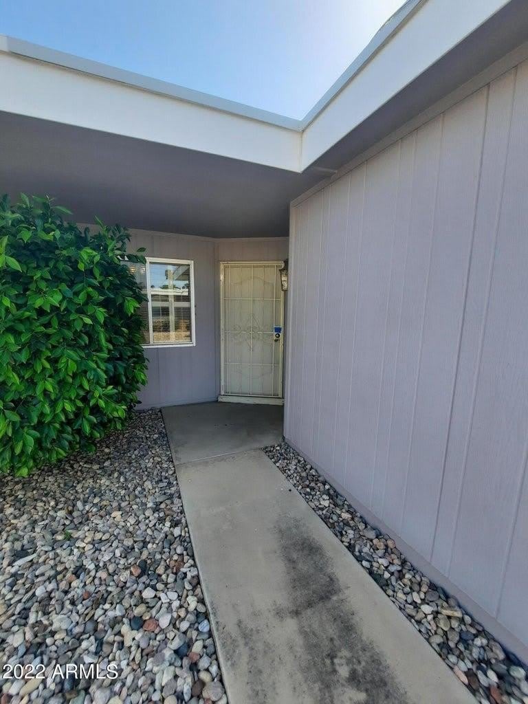 16859 N 103rd Avenue – photo 1