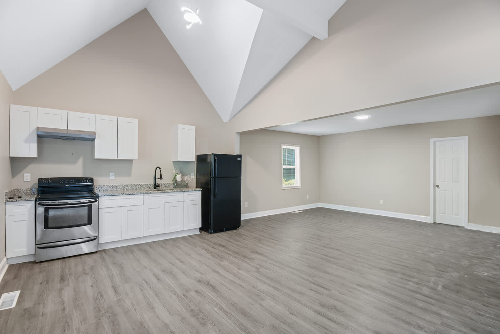 712 North Avenue Northwest B – photo 3