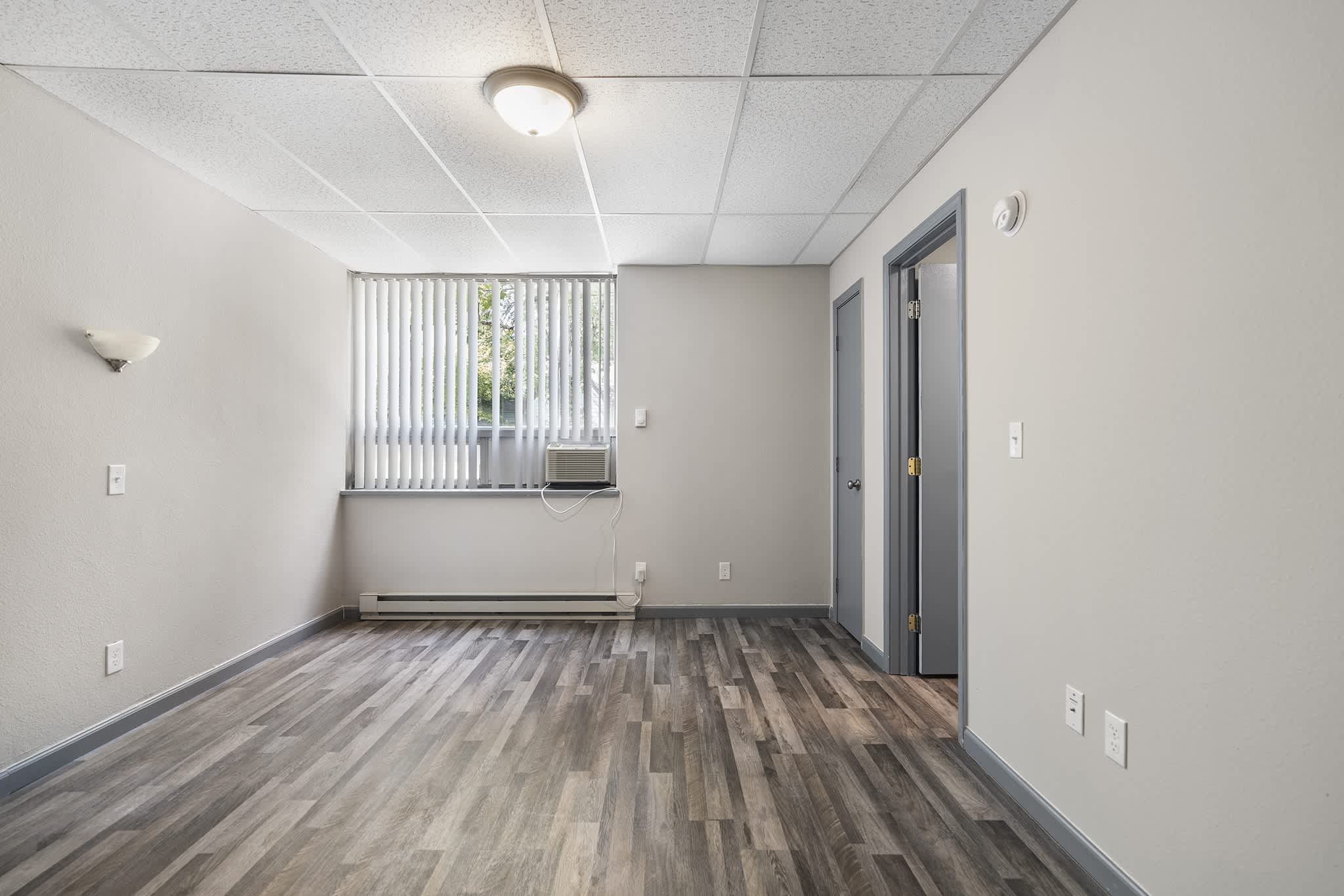 Campus Edge Apartments – photo 4