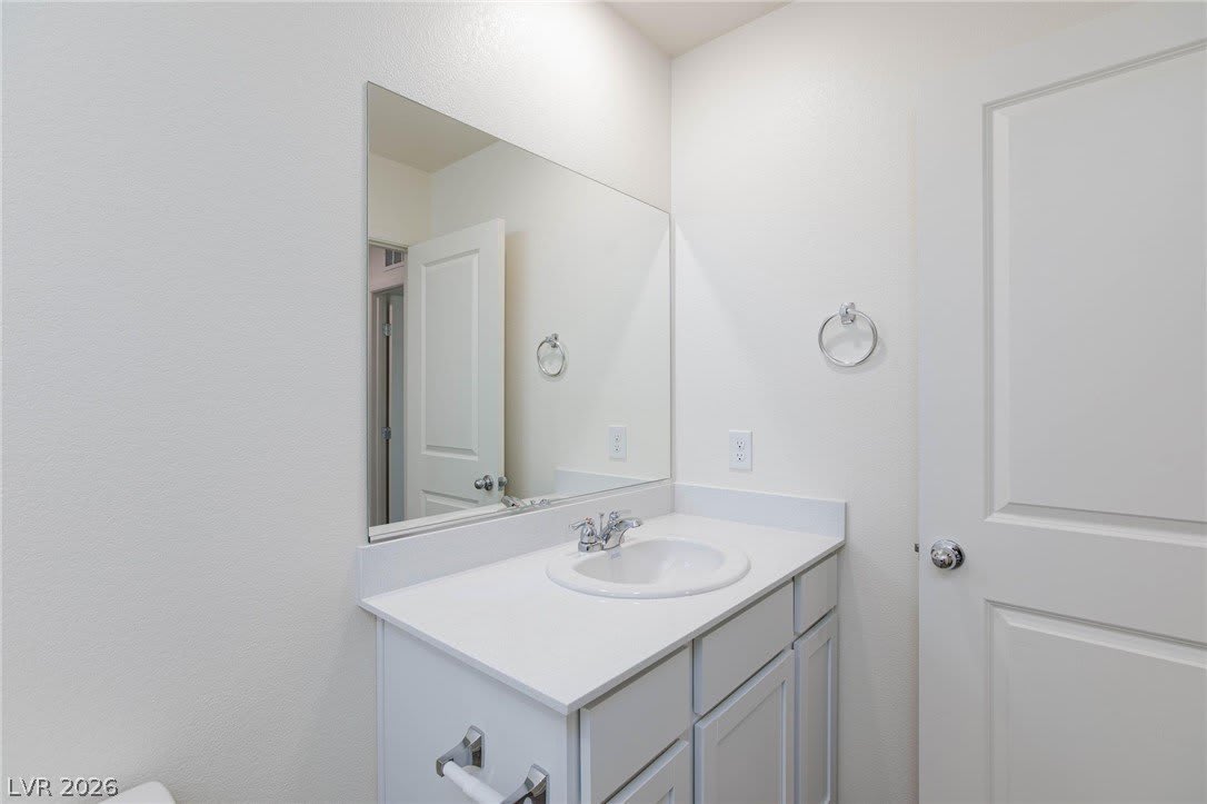 6061 Amaryllis Falls Street – photo 3