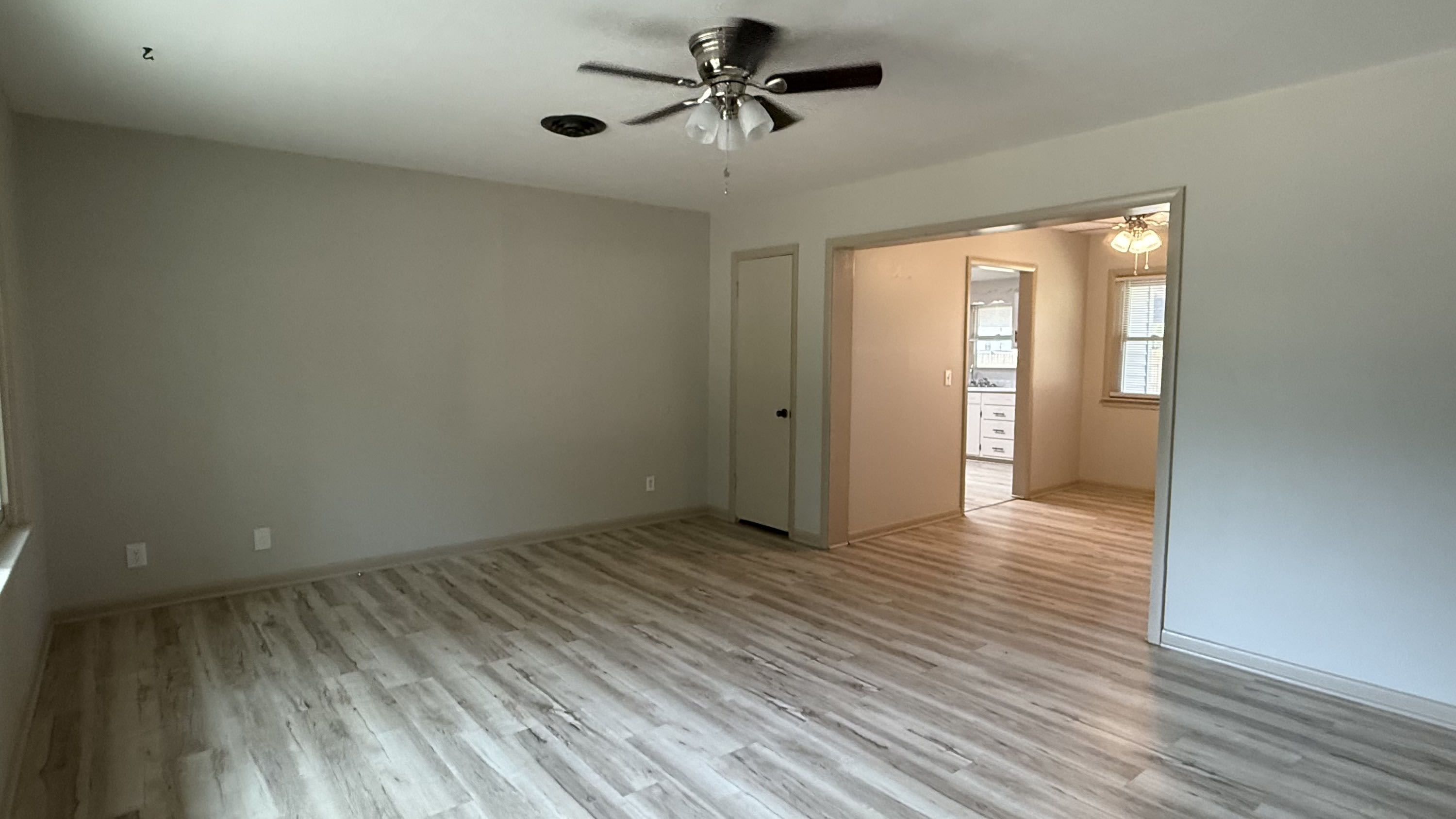 702 Smith Avenue – photo 2