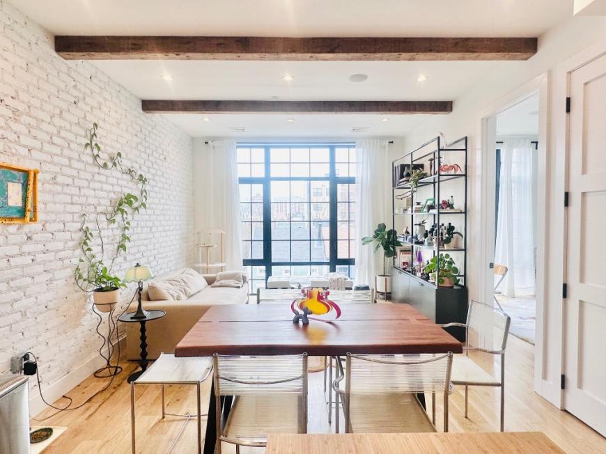 42 Devoe Street – photo 1