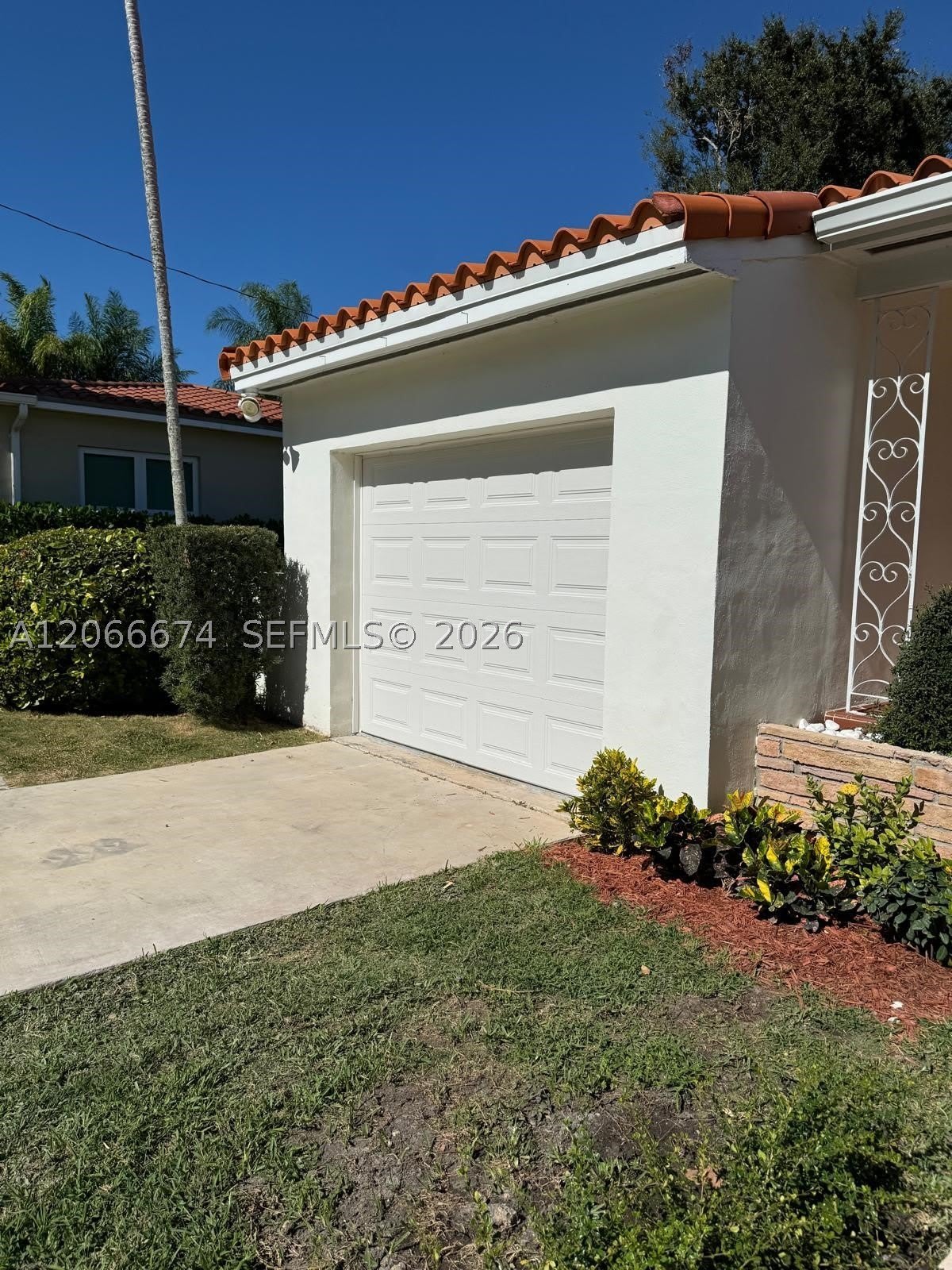 431 Candia Ave – photo 5