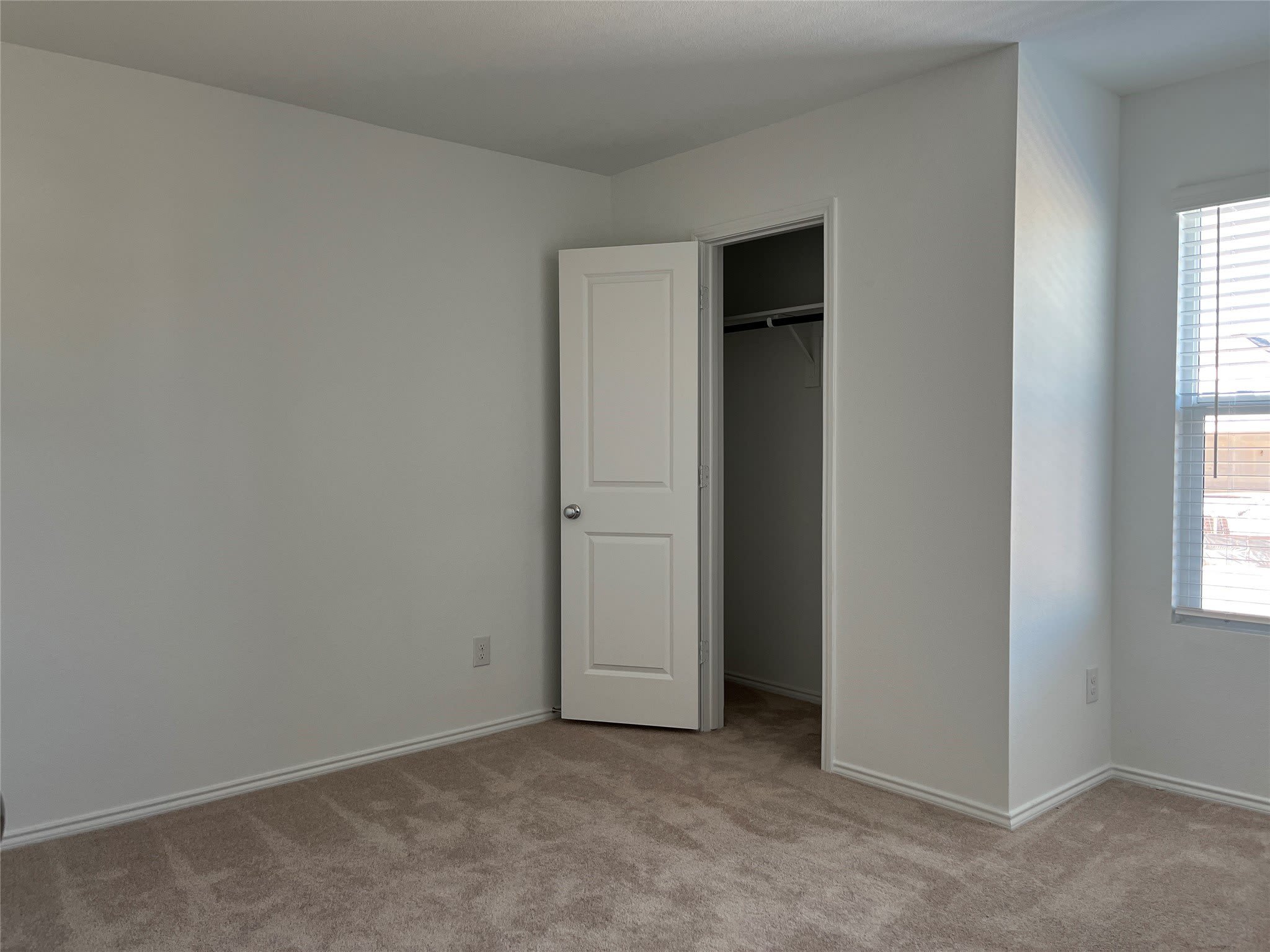 900 Mountain Laurel Drive – photo 5