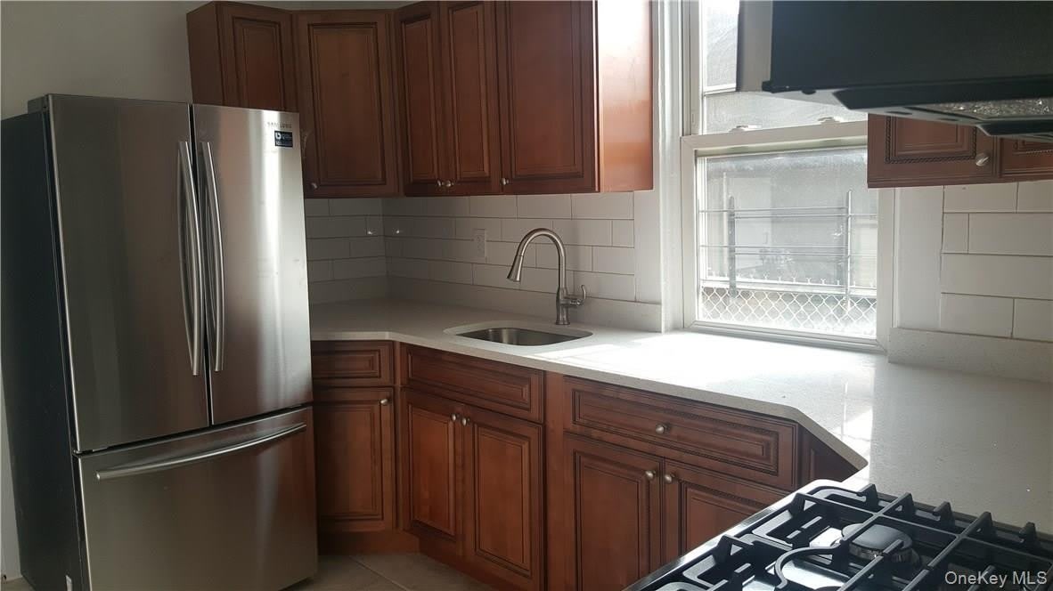 14-16 Horton Avenue – photo 1
