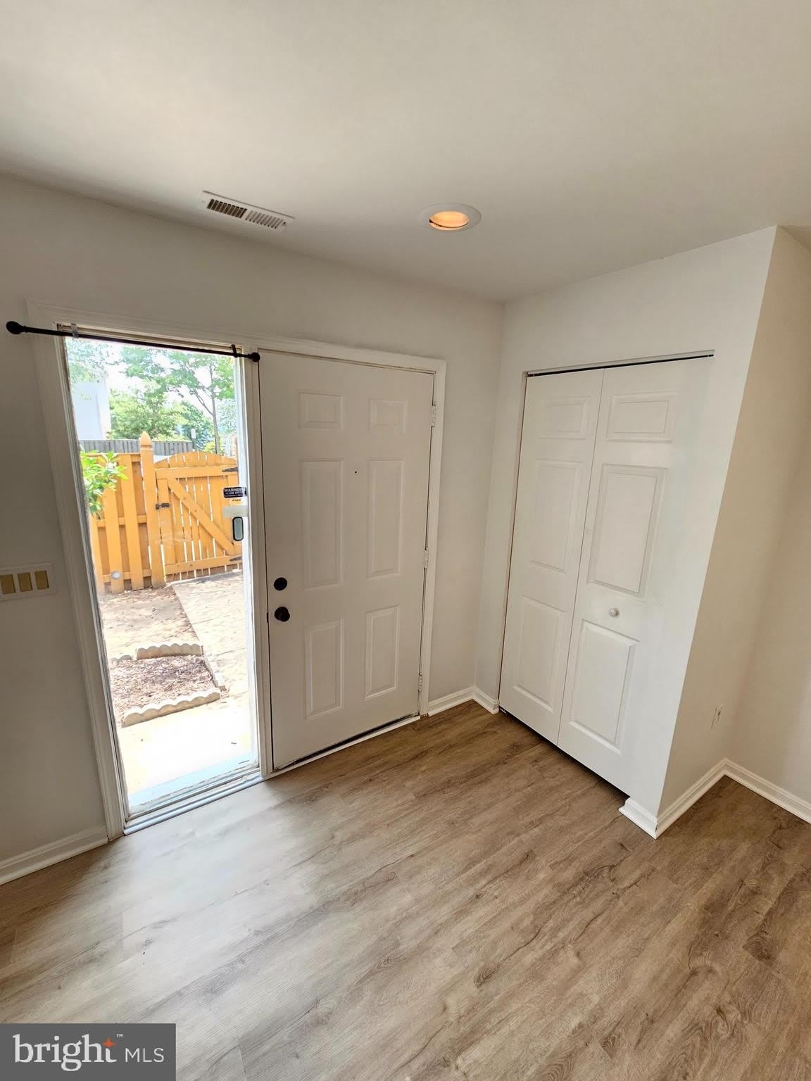 2939 SHEPPERTON Terrace – photo 4