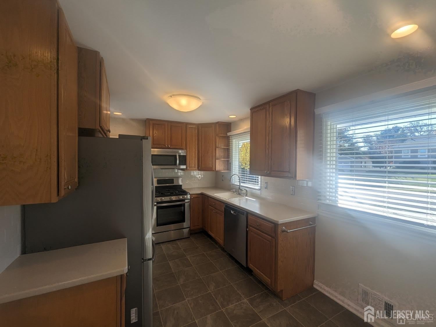 6 Hillside Avenue – photo 4