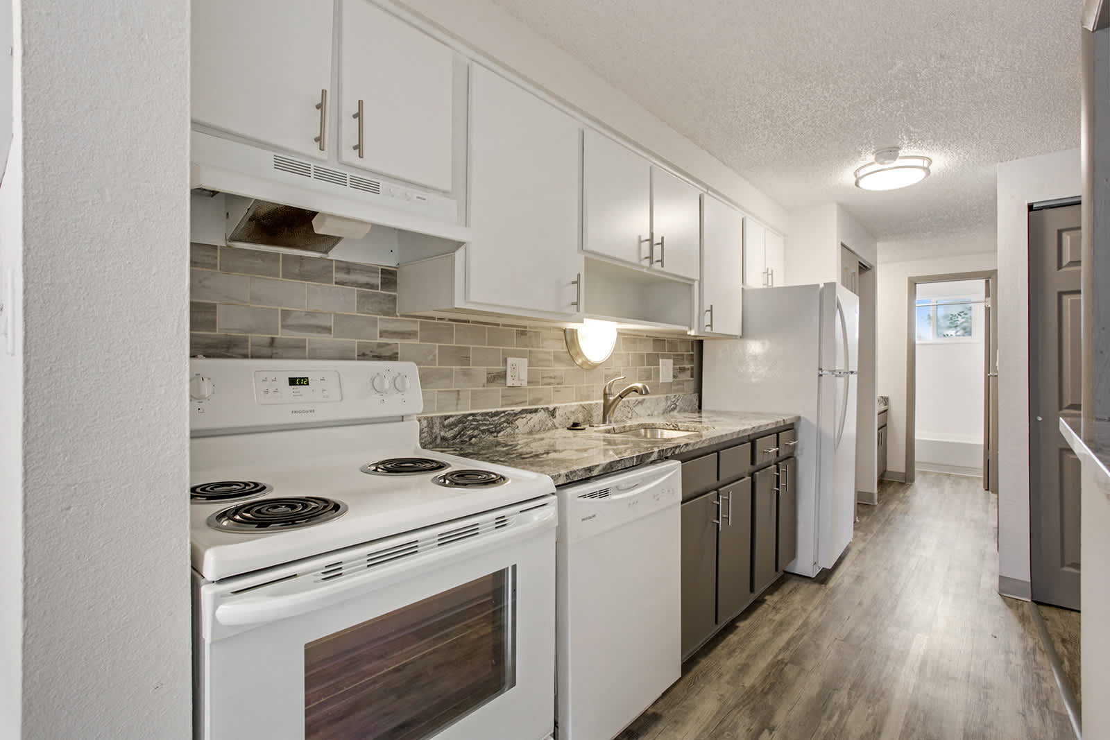 Carriage Hill Apartments – photo 4
