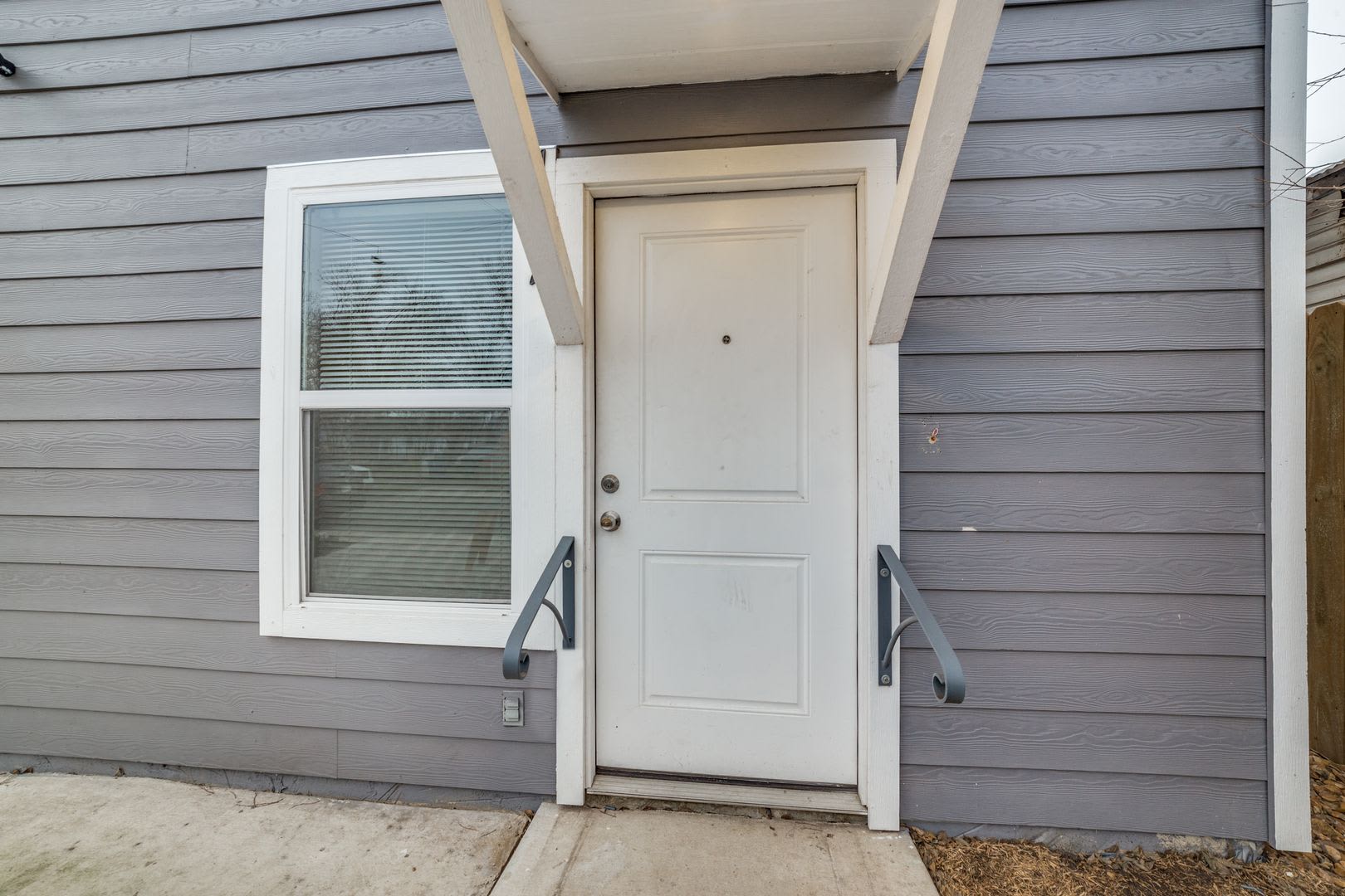 2-BEDROOM NEW CONSTRUCTION IN PROSPECT HILL – photo 2