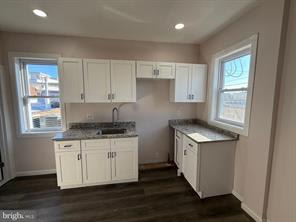 2537 East Auburn Street – photo 4