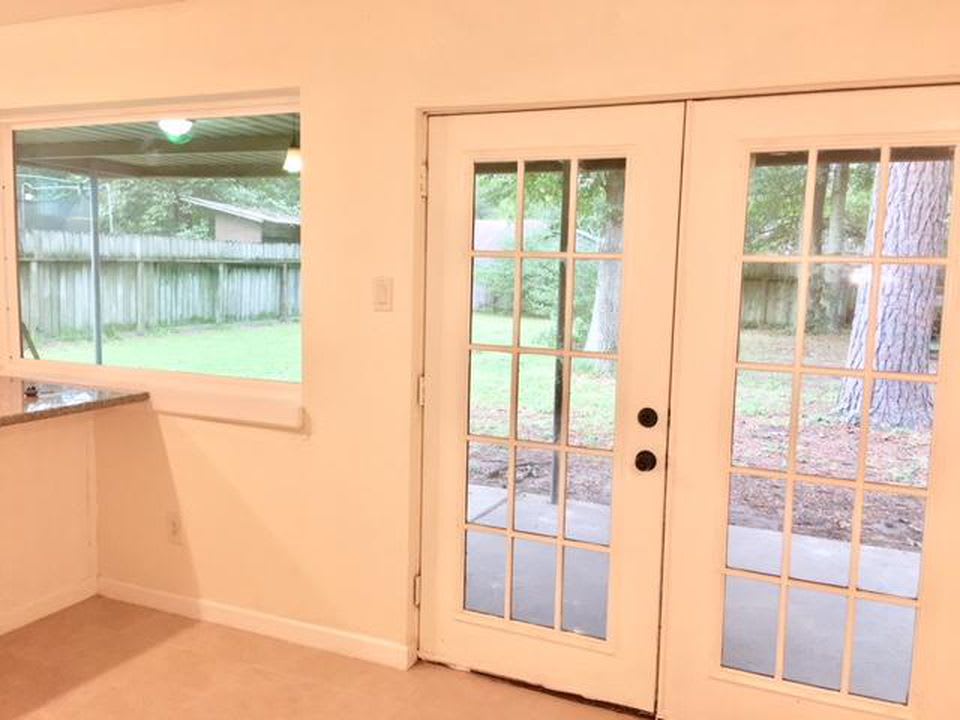 1303 South Fenner Avenue – photo 5