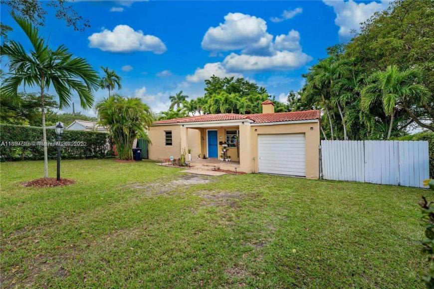 600 Minola Dr – photo 1