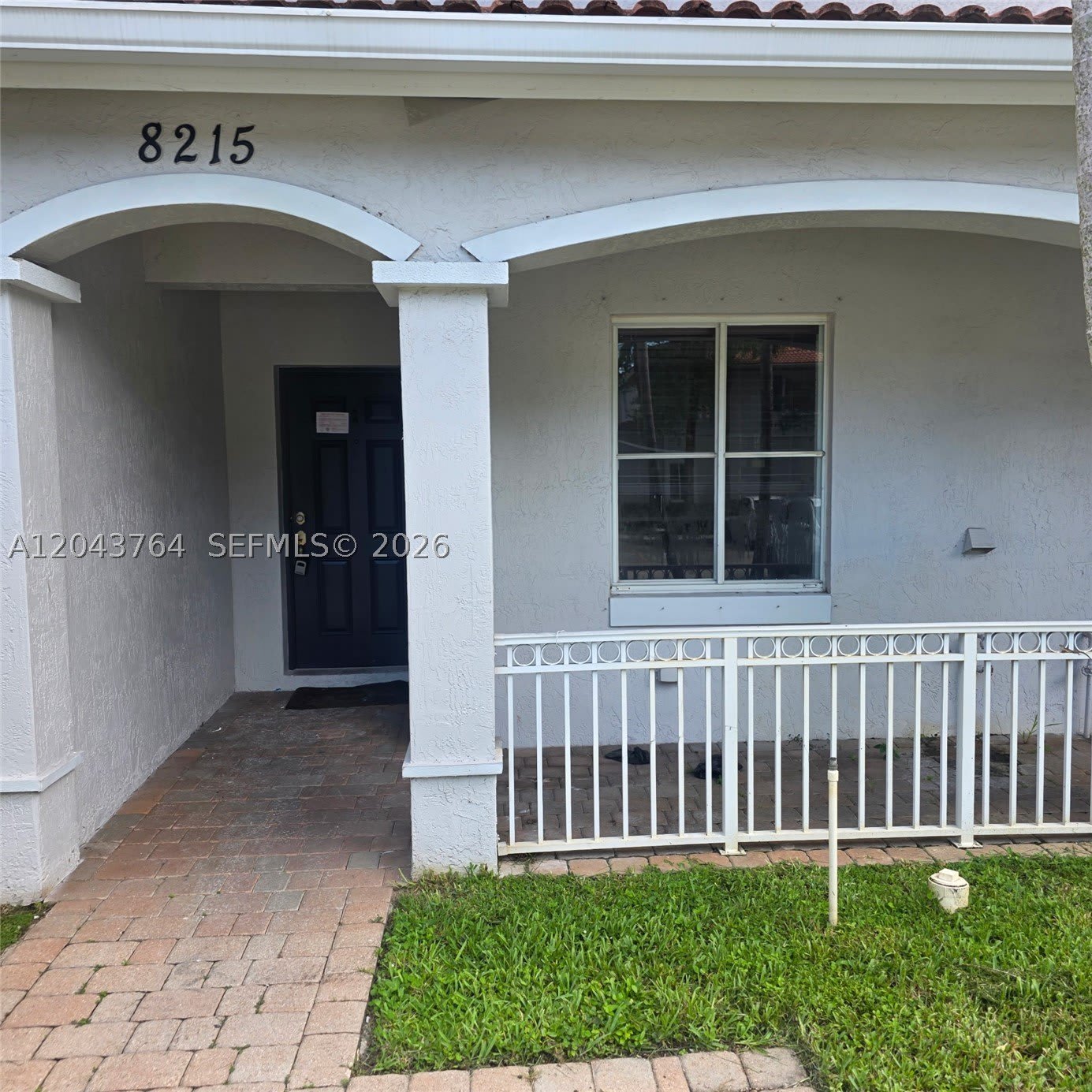 8215 SW 27th St – photo 3
