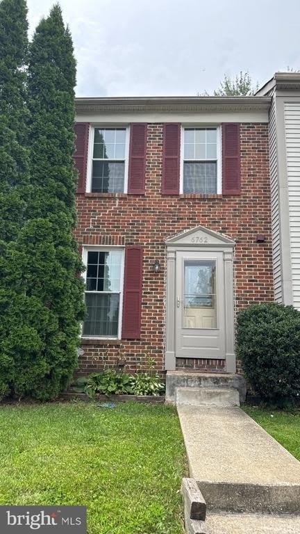 6762 Ducketts Lane – photo 1