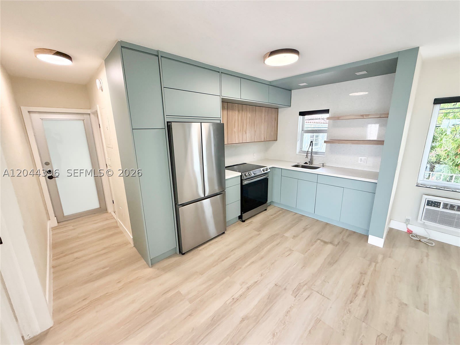 641 Espanola Way – photo 5