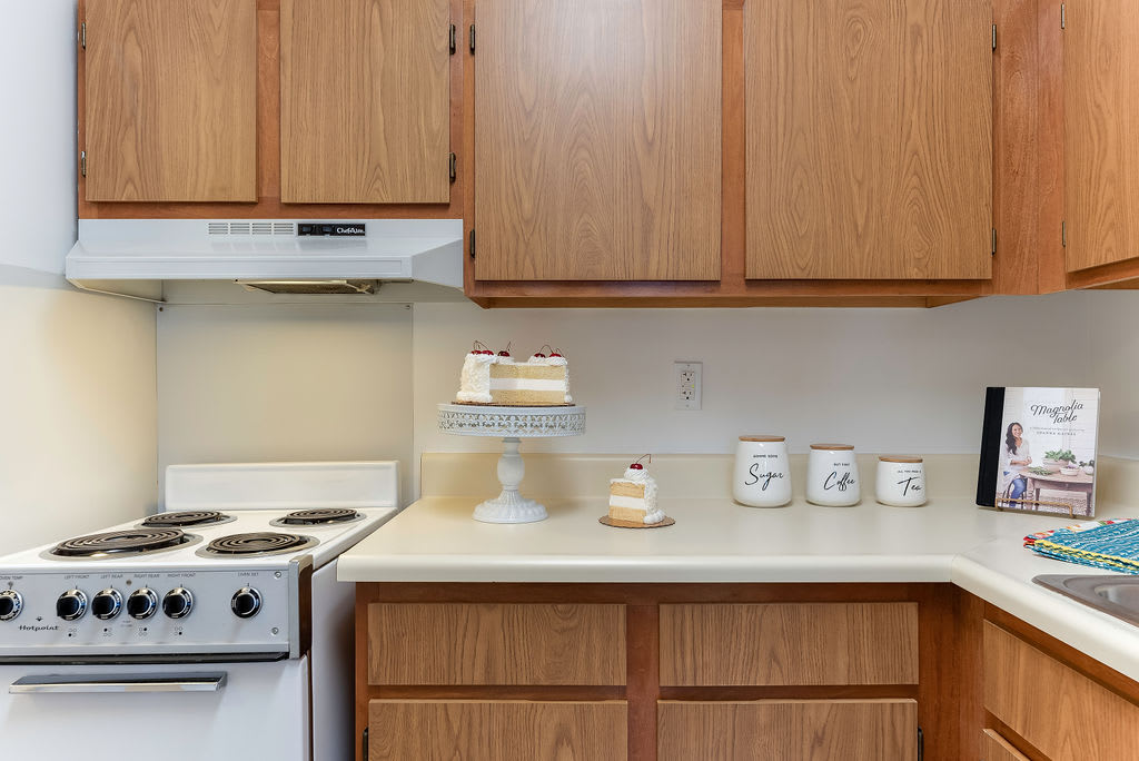 Senior Living – photo 2