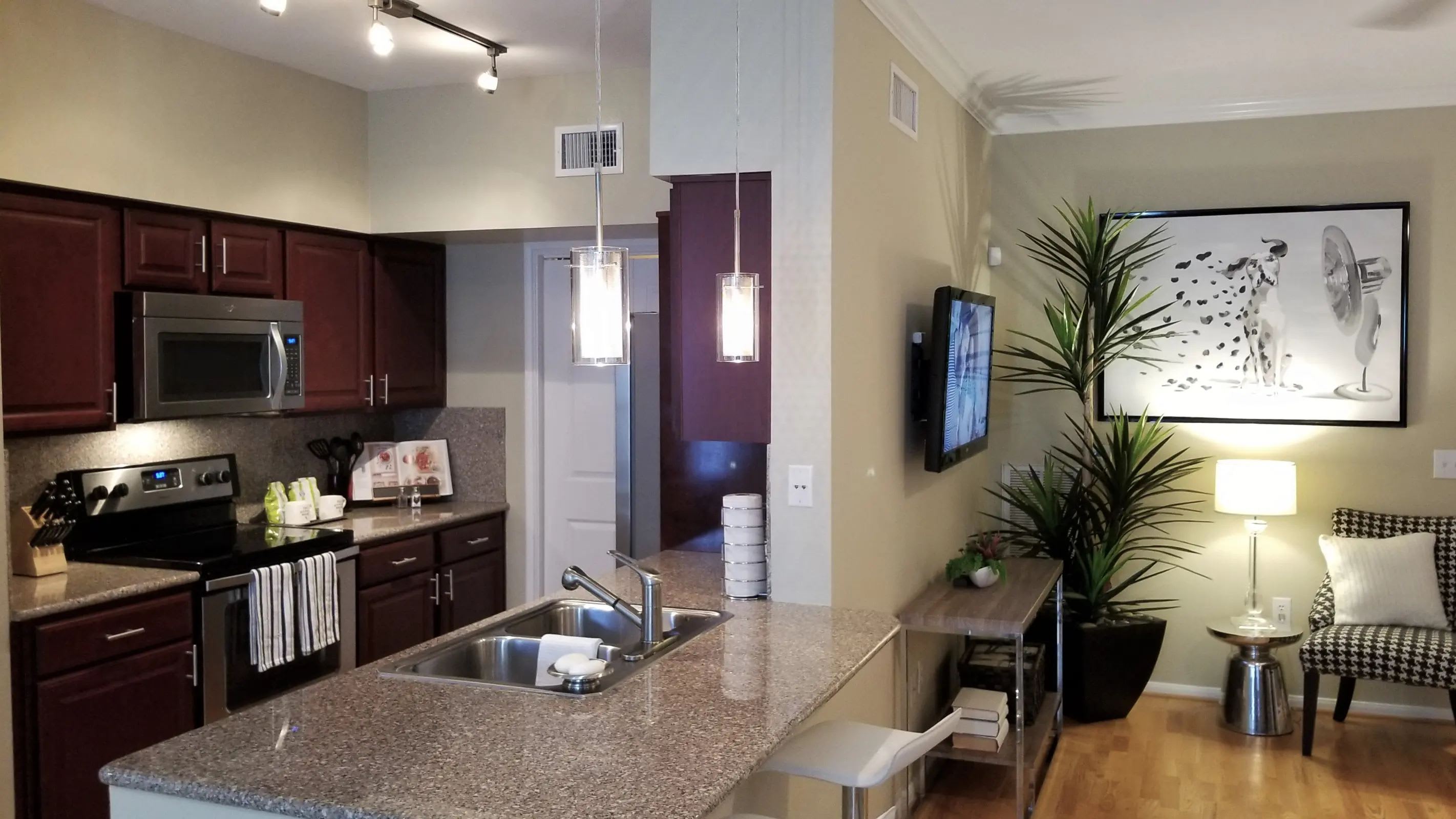 Residences at Gramercy – photo 2