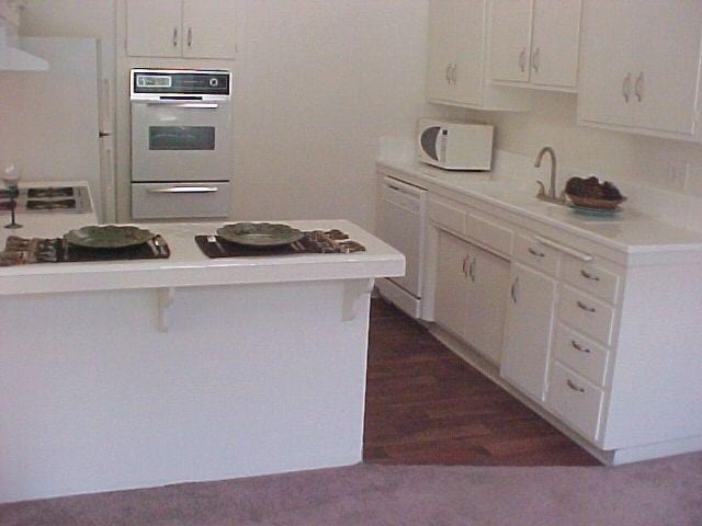 Chateau Vue Apartments – photo 2