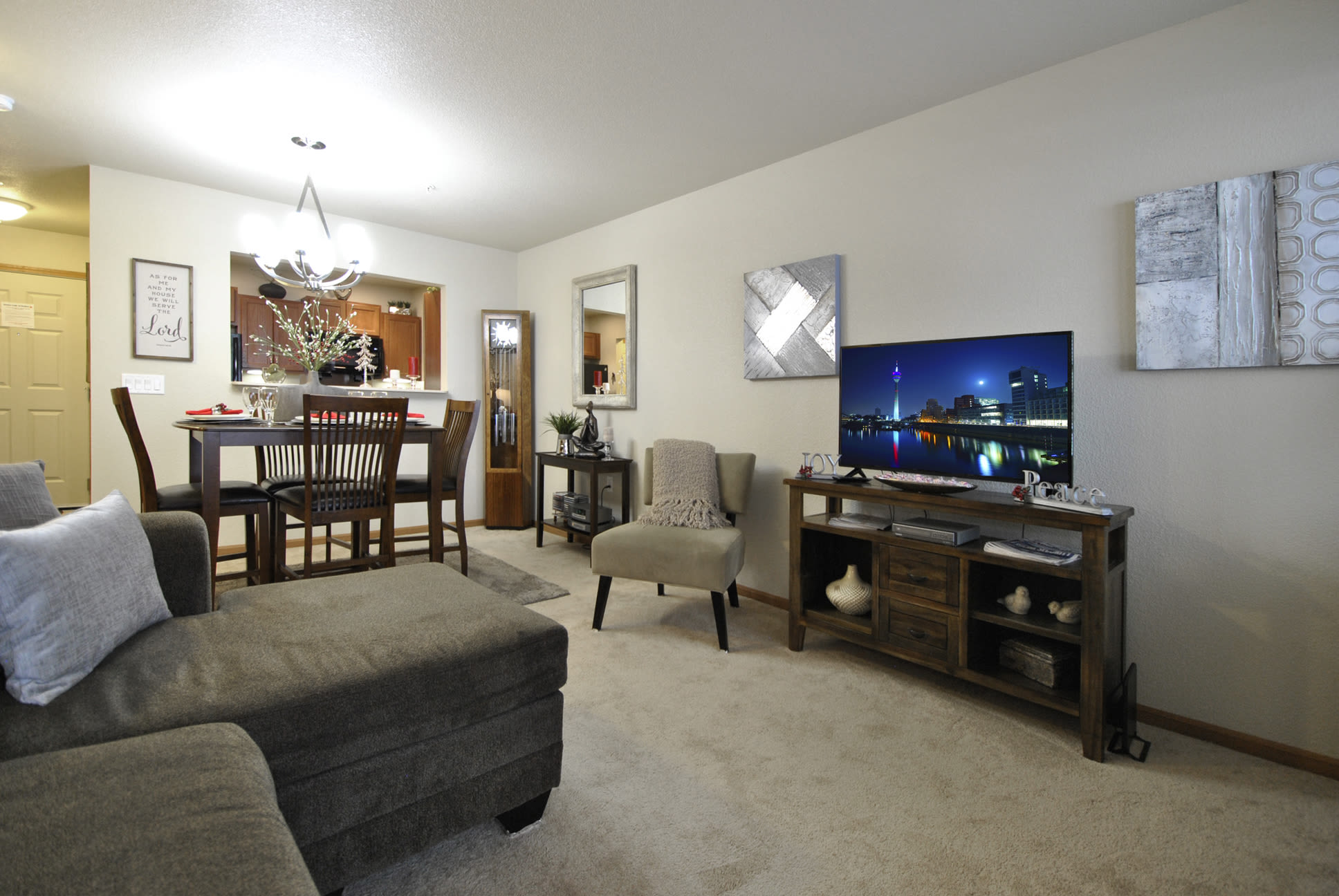 Senior Living – photo 3