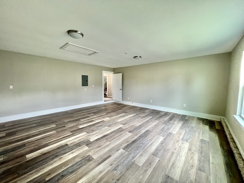 1943 Patrician Way – photo 4