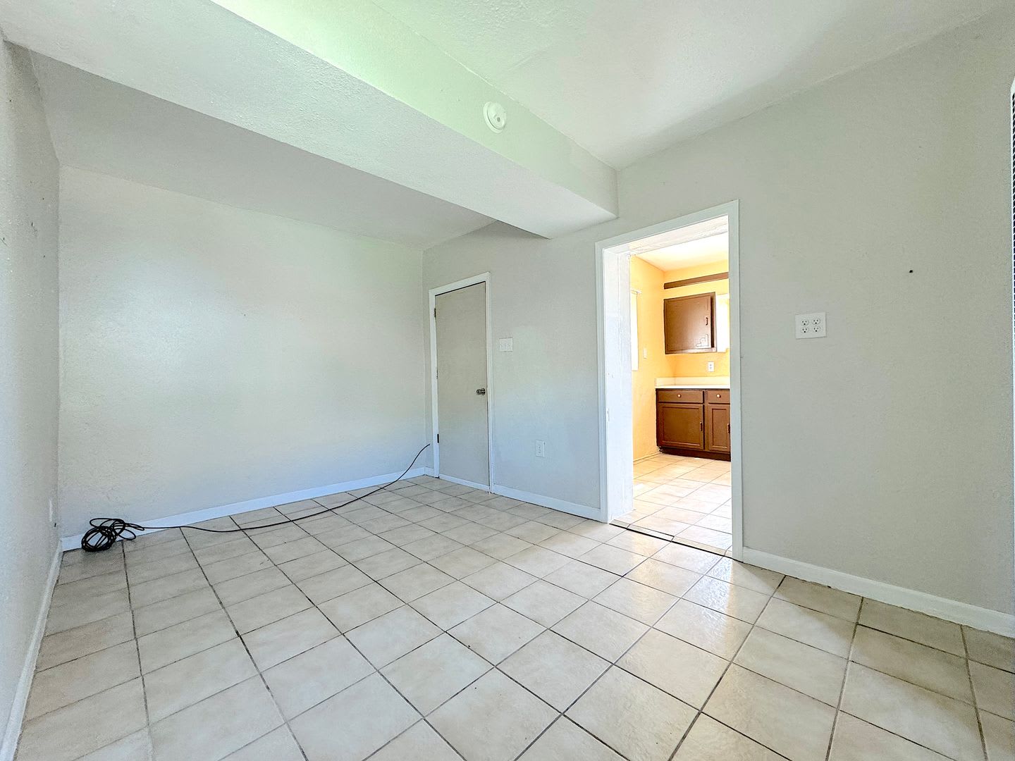 Central El Paso 1 bed/1 bath with ALL UTILTIES INCLUDED! – photo 5