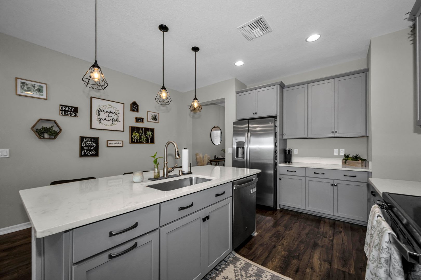 Beautiful executive Townhome – photo 5