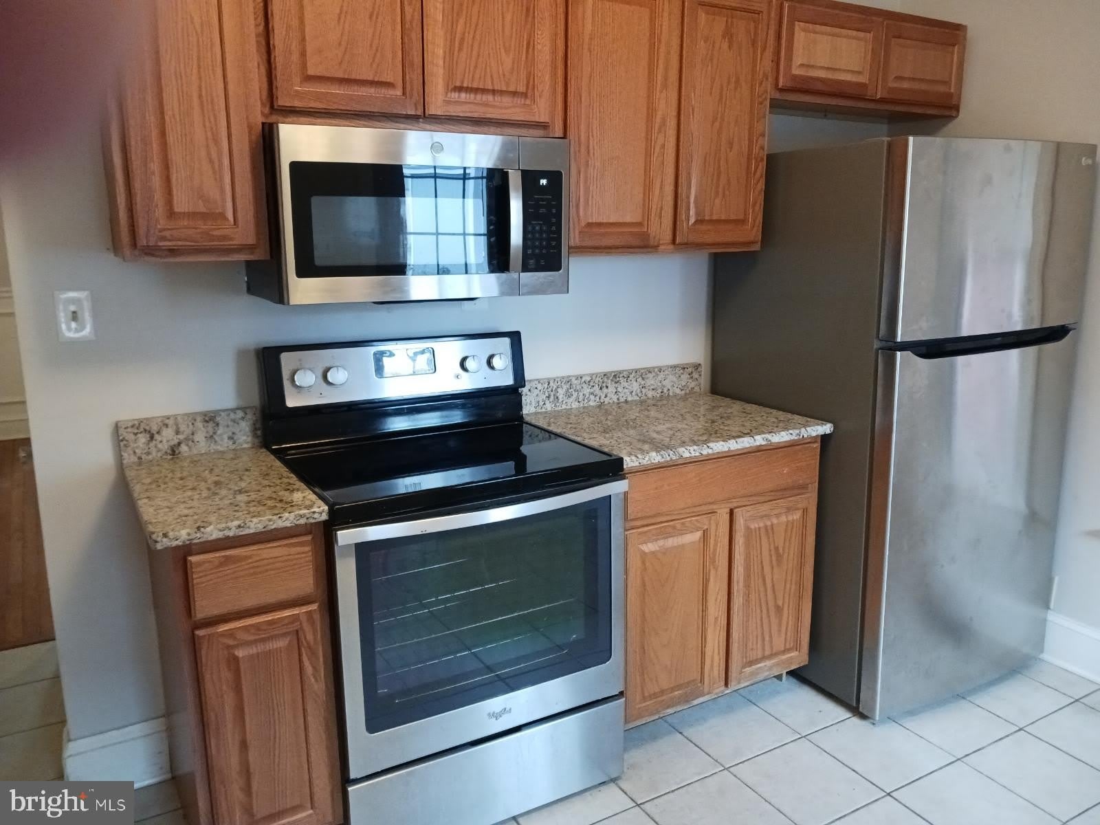 443 N MULBERRY Street – photo 2