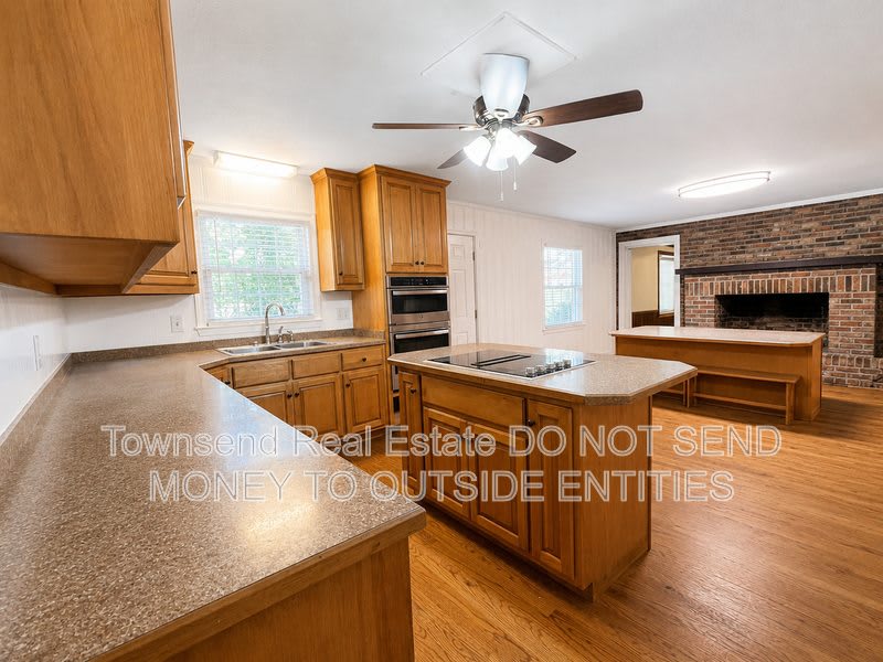 3316 Cliffdale Rd. – photo 3