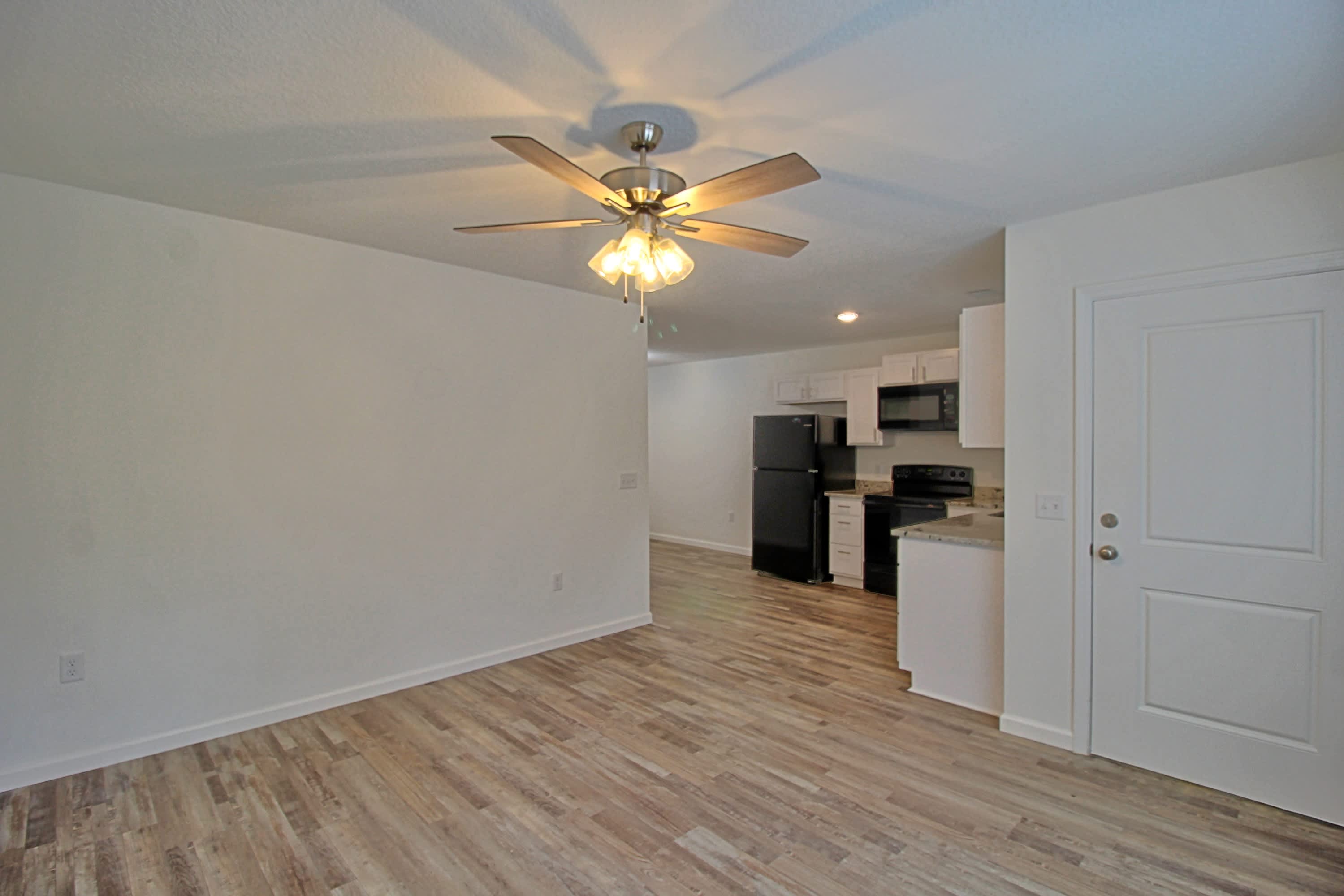 14003 Cecil Nobles Highway Apt A – photo 2